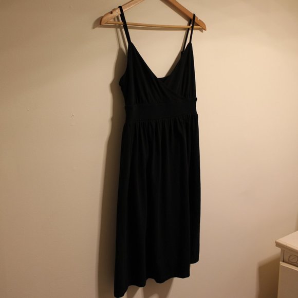 Old Navy Black Sleeveless Dress - Picture 4 of 6